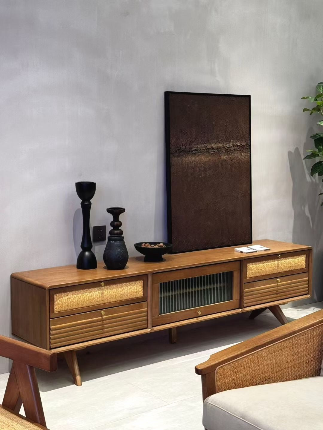 VARIETY-Cherry TV Cabinet 01 實木藤織電視櫃