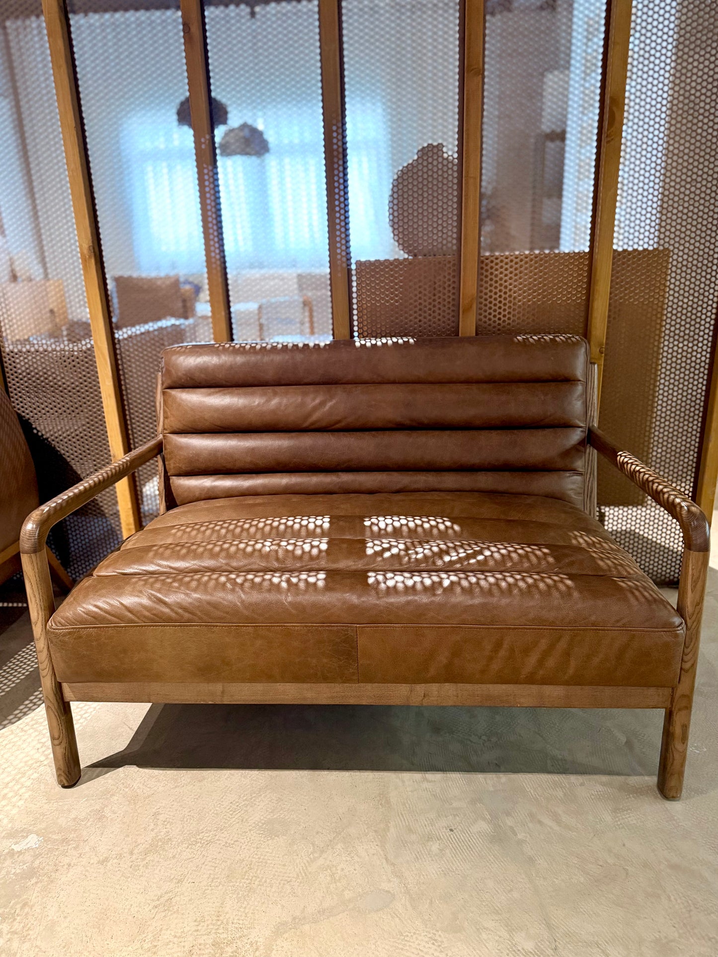 ATELIER Channel Tufted Leather Sofa 實木真皮梳化