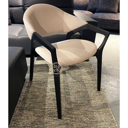 ANTER Dining Chair 04 實木扶手餐椅