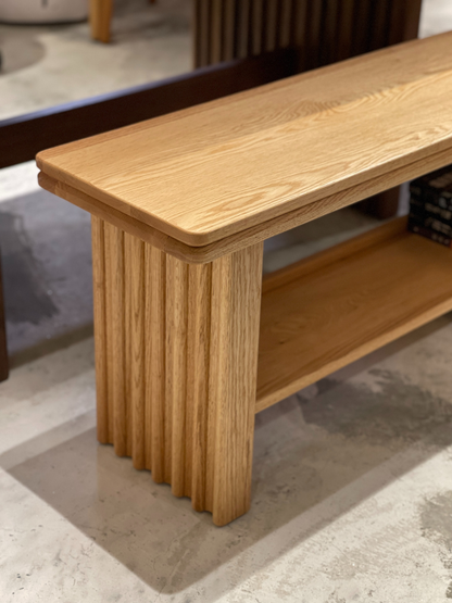 DELIGHT Bench with Shelf 02 實木長椅（可訂造）