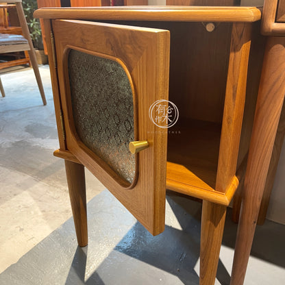 DELIGHT Bedside Cabinet 實木床頭櫃（可訂造）
