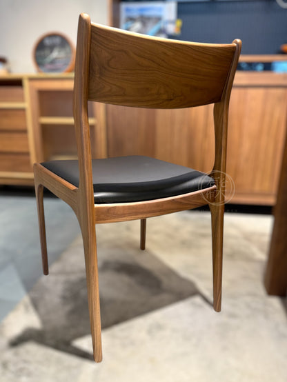 FOREST Chair 06 實木真皮餐椅