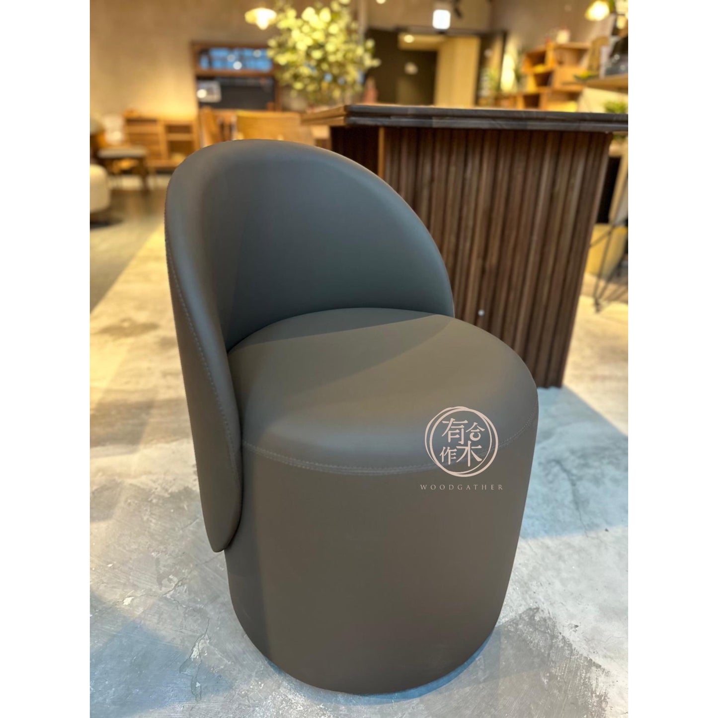 ANTER Swivel Vanity Stool 梳妝櫈（可轉動）