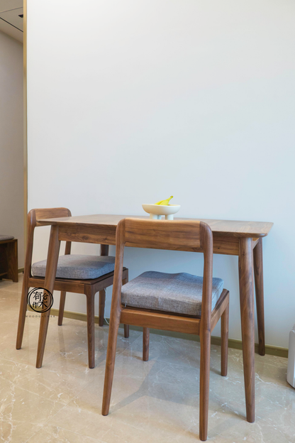 DELIGHT Extendable Table 實木開合餐枱 (可訂造，亦可改為固定餐枱)