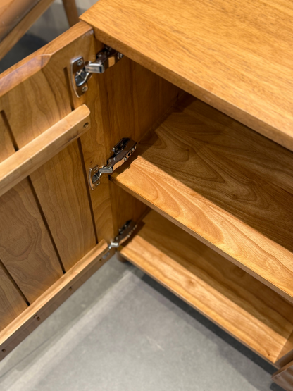 ATELIER Ripple Wave Sideboard 實木海浪紋邊櫃