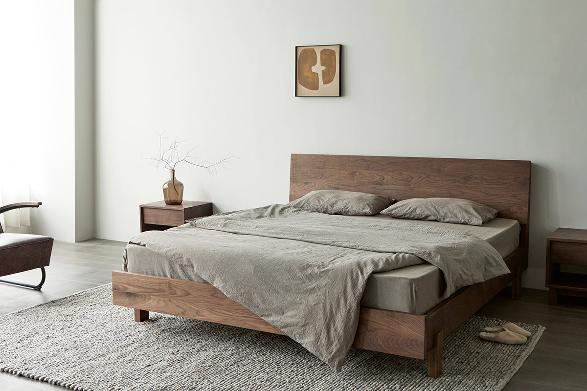 SIMPLY Bed Frame 實木床架 01