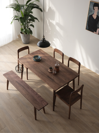 SIMPLY Edge Dining Table 實木餐枱