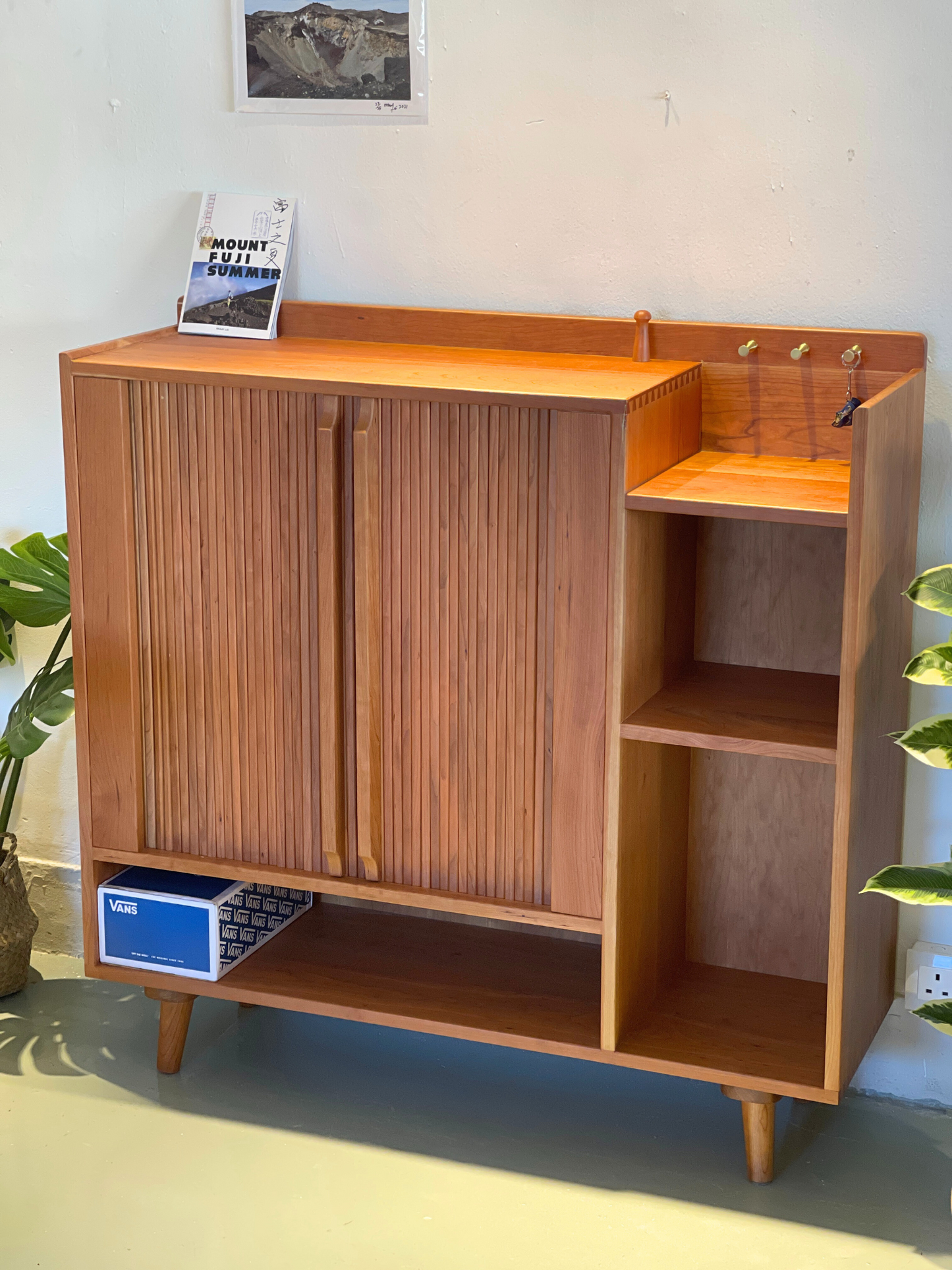 SIMPLY Shoe Cabinet 實木捲簾鞋櫃
