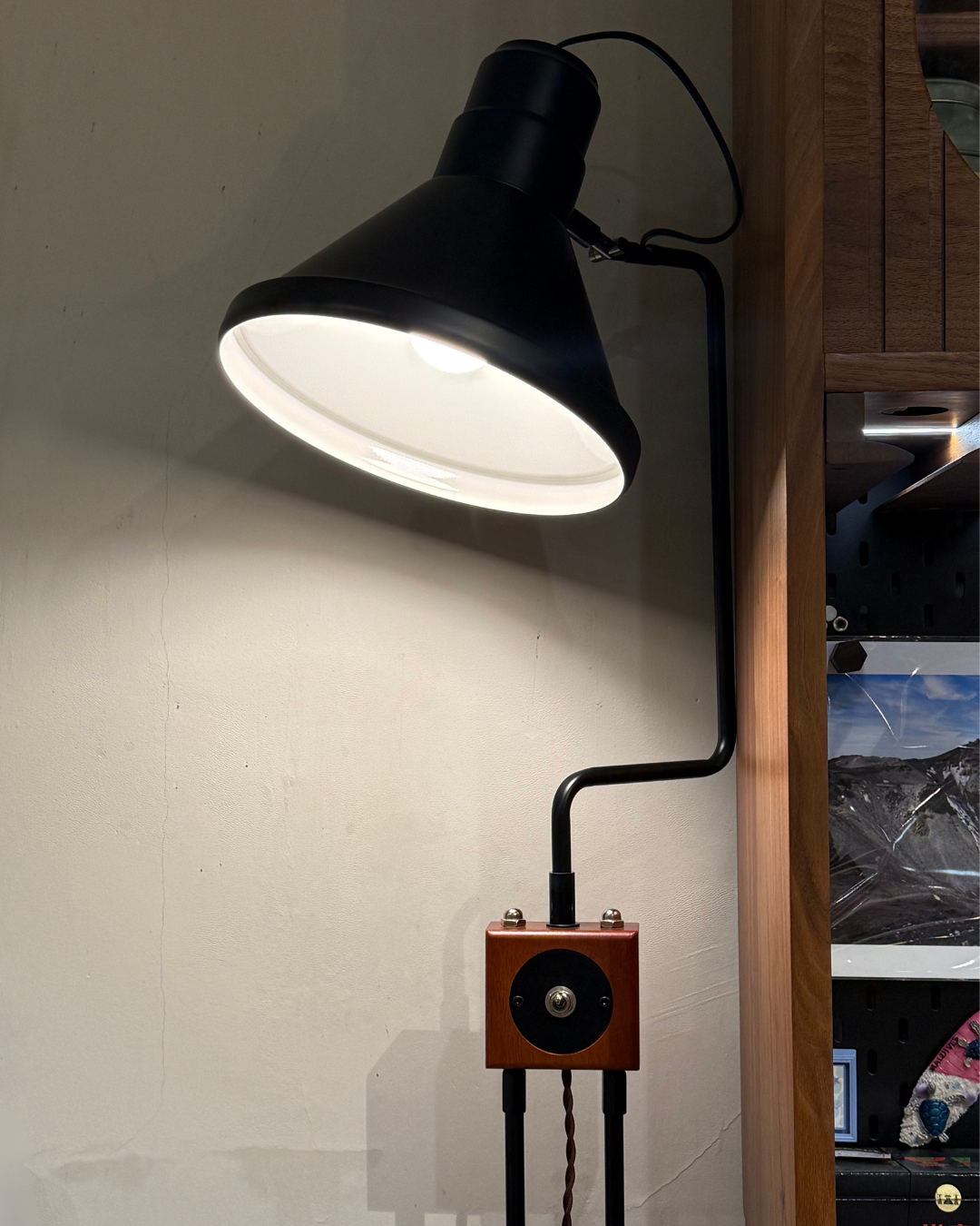 Tag-W Vintage Stand Light 復古座地燈