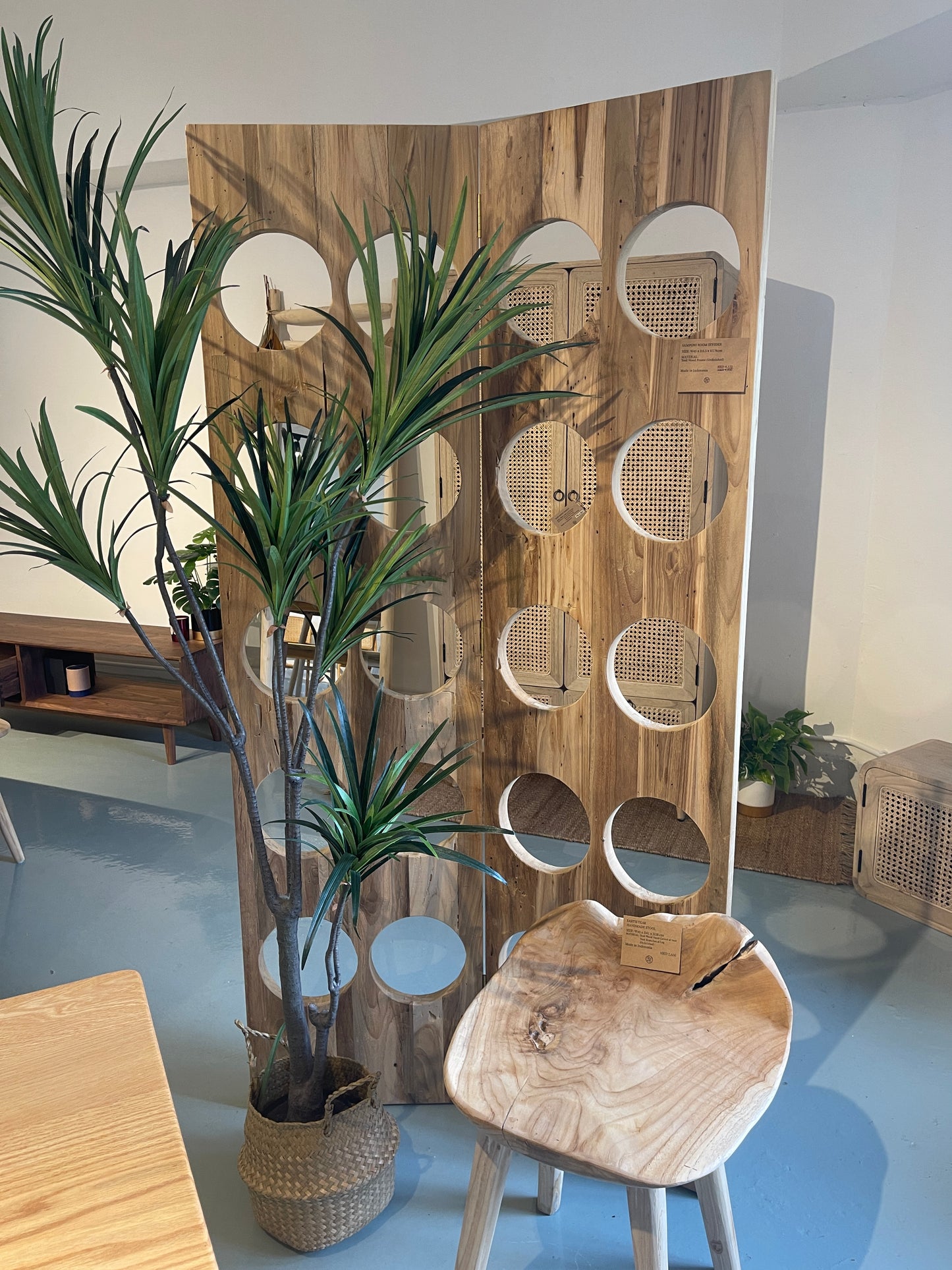 SAMPONI Room Divider Indonesian teak screen 